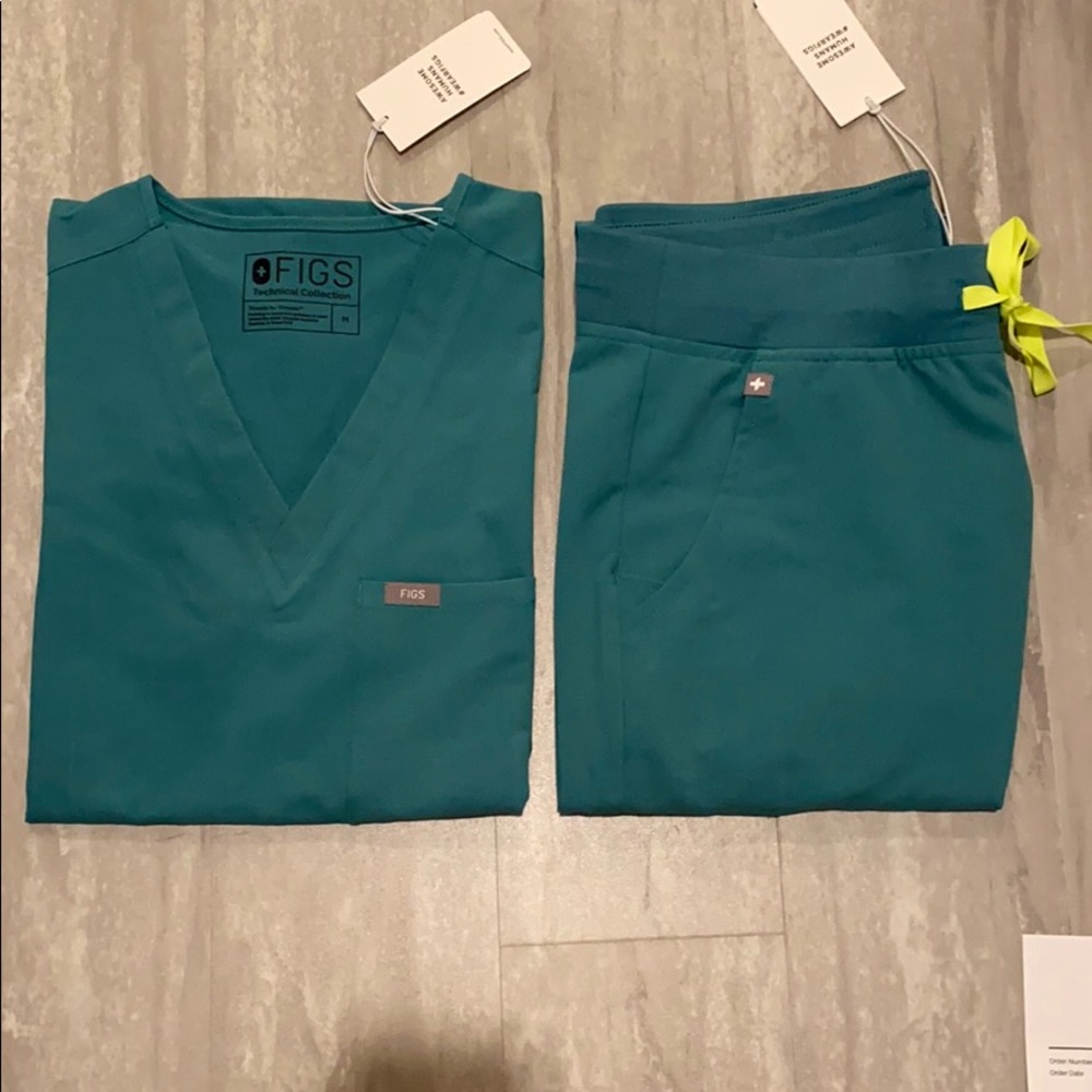 Figs Women’s Scrub Set (Marine)